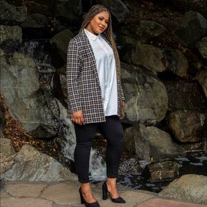 Meet your Posher, Fatmata